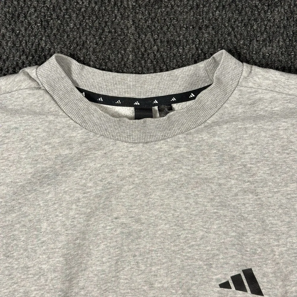 Adidas Three Stripes Sweatshirt Men's XL Gray Crewneck Sleeve Graphic Logo